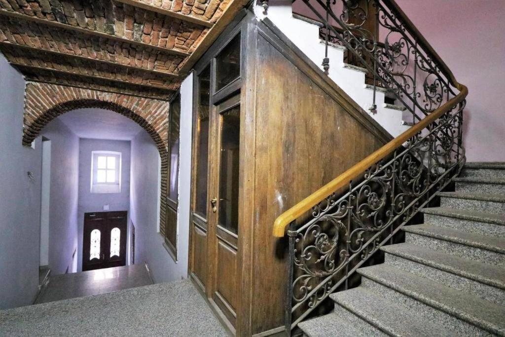 Rustaveli Central Aparthotel Tbiliszi Kültér fotó